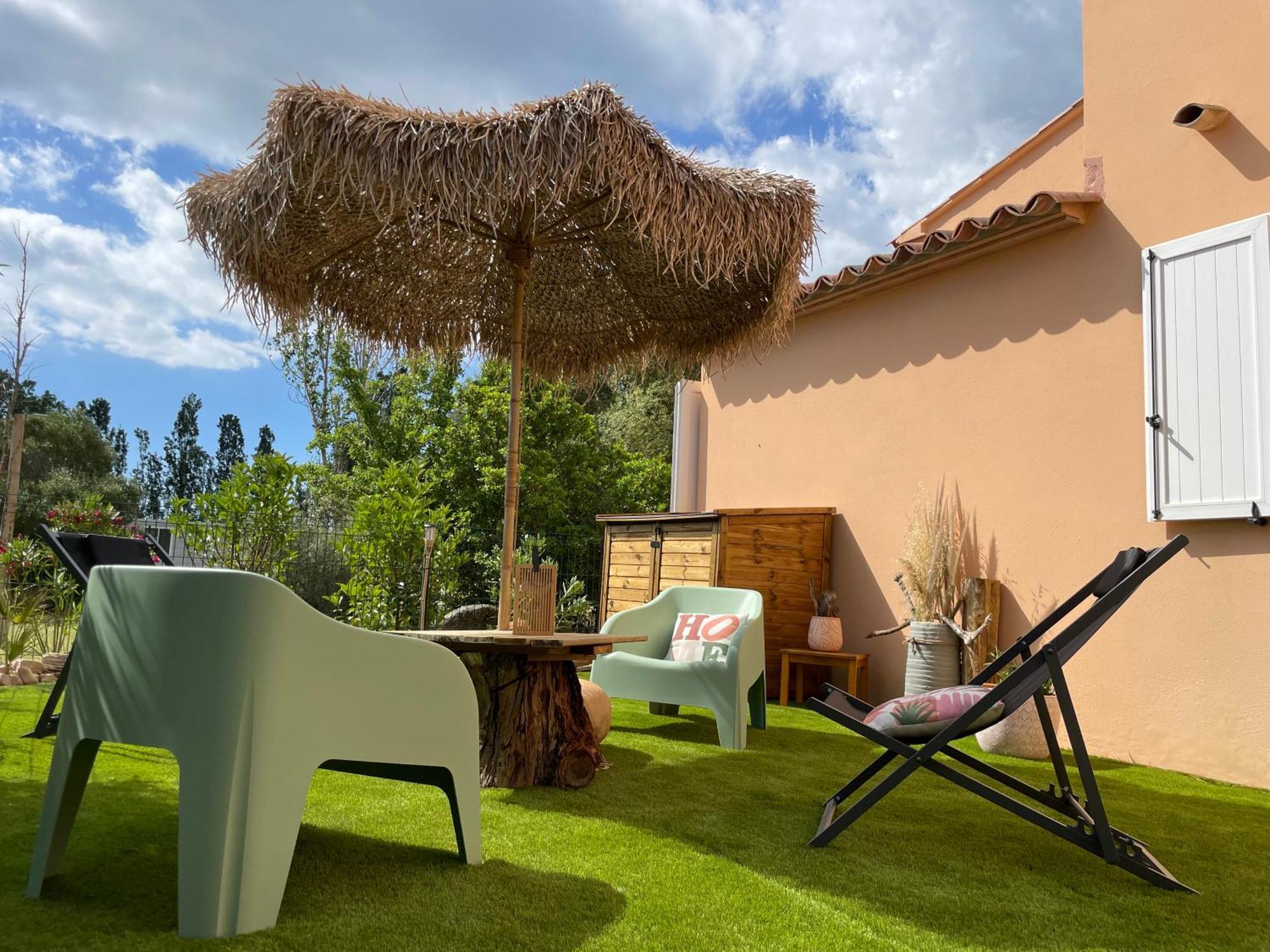 A Casa Di Lo Villa Lecci Exterior foto